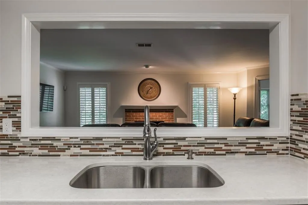 205 Abingdon Way Unit 205, Atlanta, Georgia 30328, 1 Bedroom Bedrooms, ,1 BathroomBathrooms,Residential,Sold,205 Abingdon Way Unit 205,5692815