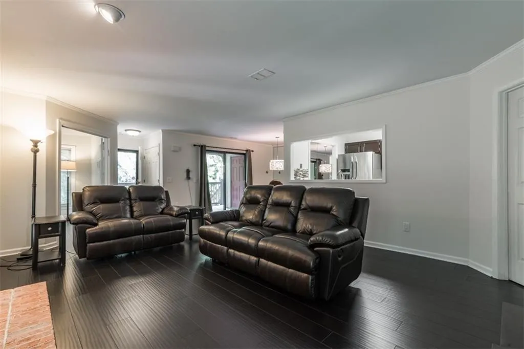 205 Abingdon Way Unit 205, Atlanta, Georgia 30328, 1 Bedroom Bedrooms, ,1 BathroomBathrooms,Residential,Sold,205 Abingdon Way Unit 205,5692815