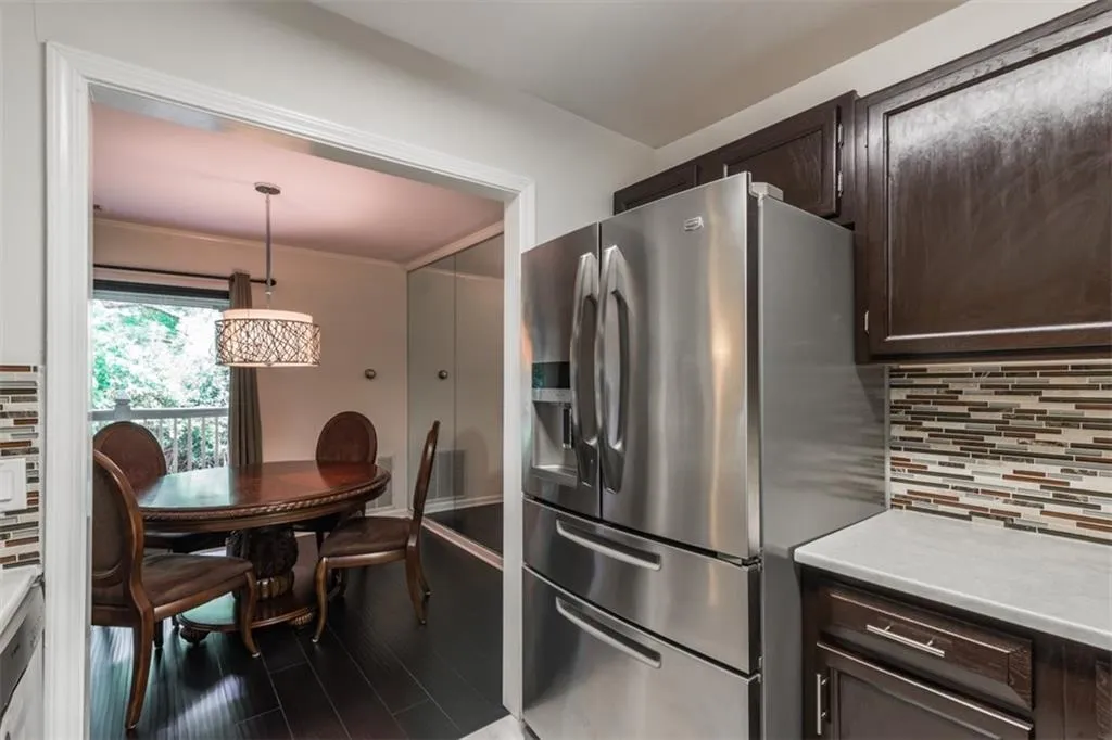 205 Abingdon Way Unit 205, Atlanta, Georgia 30328, 1 Bedroom Bedrooms, ,1 BathroomBathrooms,Residential,Sold,205 Abingdon Way Unit 205,5692815