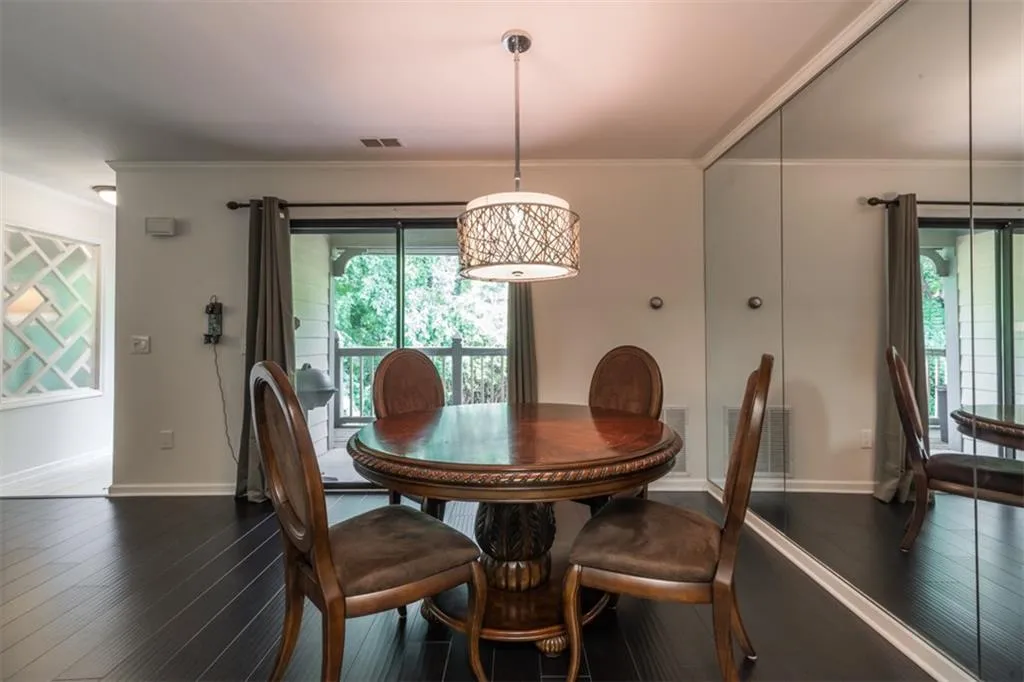 205 Abingdon Way Unit 205, Atlanta, Georgia 30328, 1 Bedroom Bedrooms, ,1 BathroomBathrooms,Residential,Sold,205 Abingdon Way Unit 205,5692815