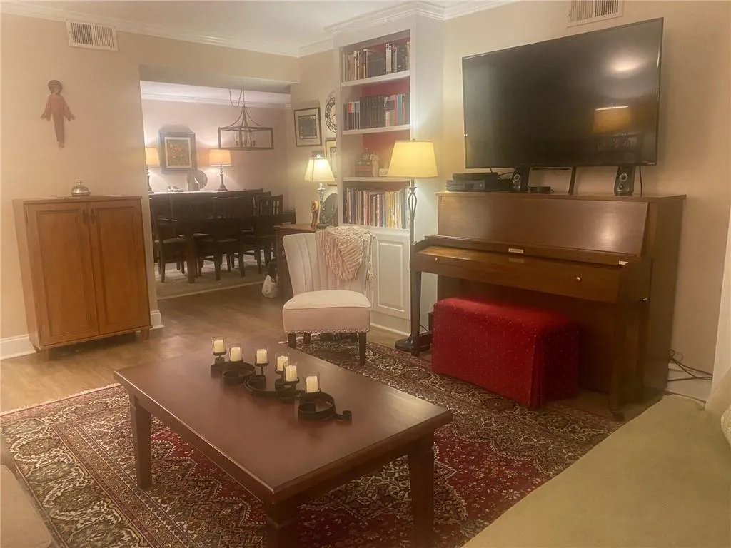 6851 Roswell Road Unit K16, Atlanta, Georgia 30328, 3 Bedrooms Bedrooms, ,2 BathroomsBathrooms,Residential,Sold,6851 Roswell Road Unit K16,7396052