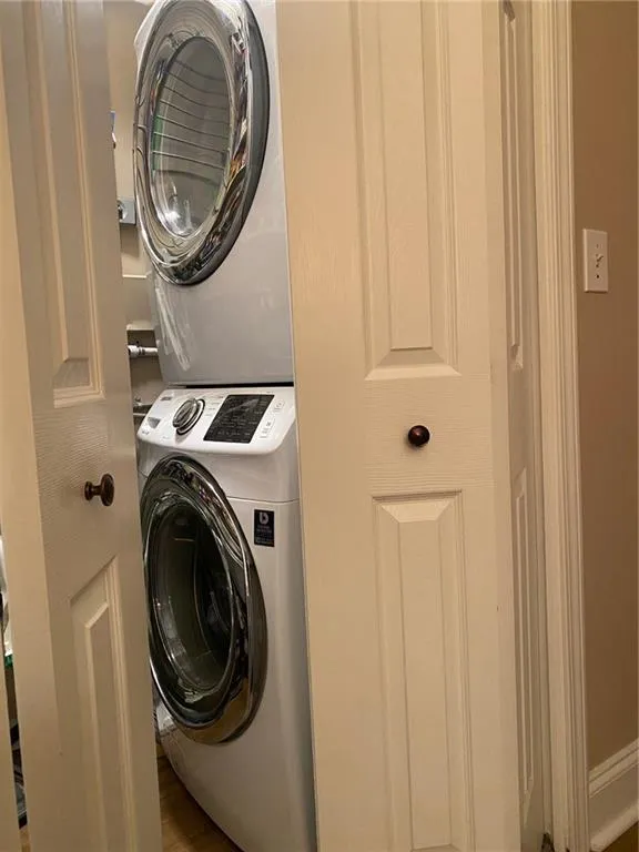 6851 Roswell Road Unit K16, Atlanta, Georgia 30328, 3 Bedrooms Bedrooms, ,2 BathroomsBathrooms,Residential,Sold,6851 Roswell Road Unit K16,7396052