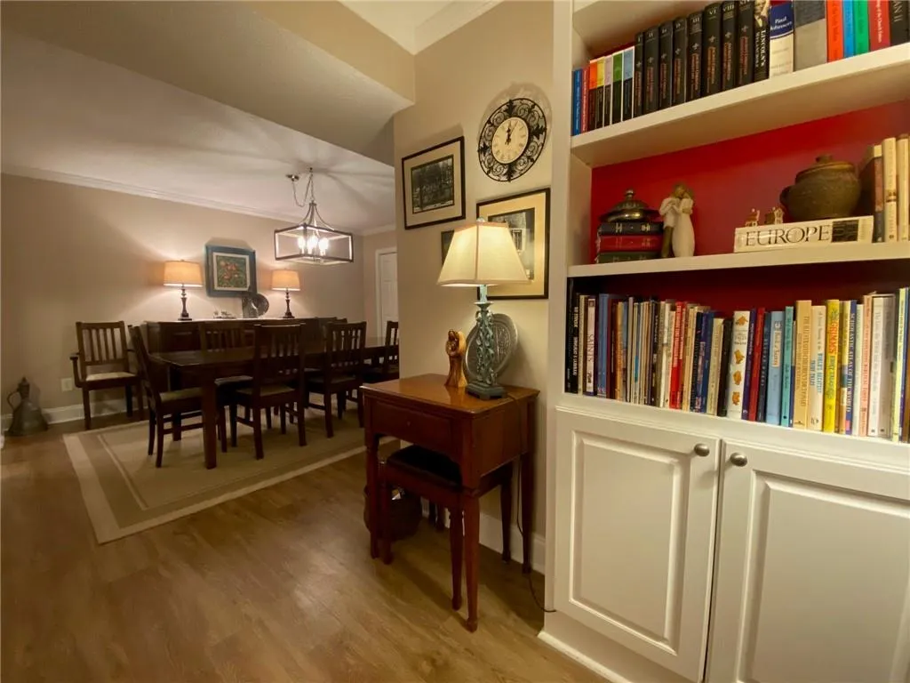 6851 Roswell Road Unit K16, Atlanta, Georgia 30328, 3 Bedrooms Bedrooms, ,2 BathroomsBathrooms,Residential,Sold,6851 Roswell Road Unit K16,7396052