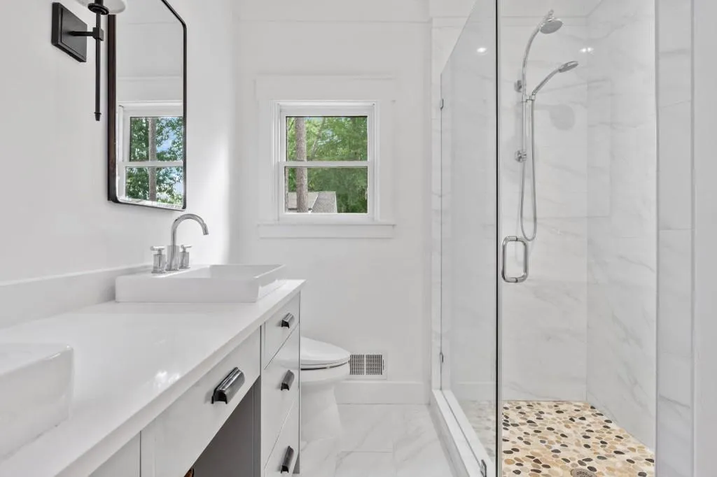 5800 Waters Edge Trail