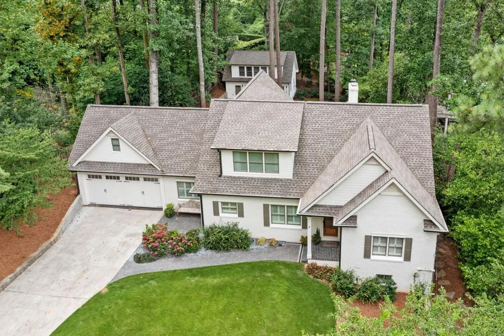 5800 Waters Edge Trail