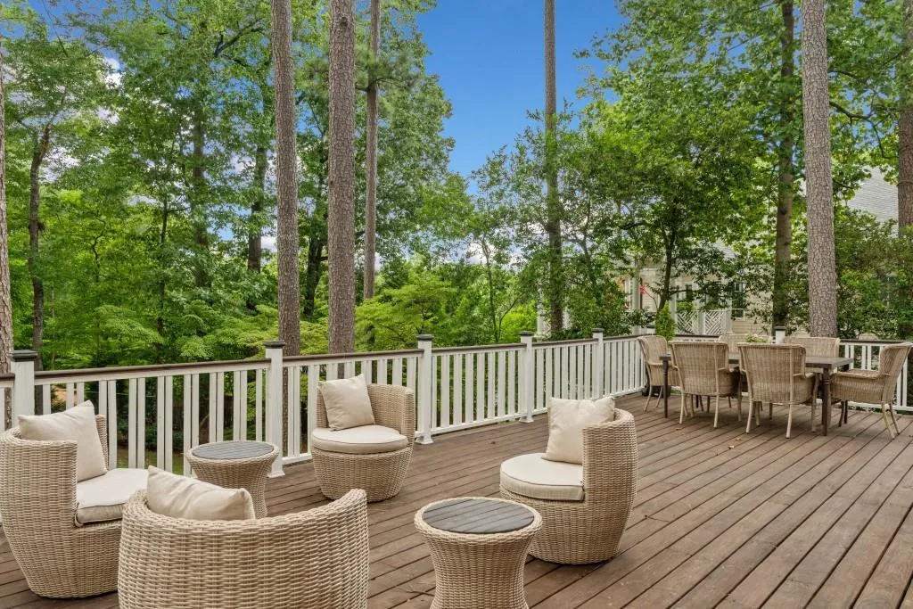 5800 Waters Edge Trail