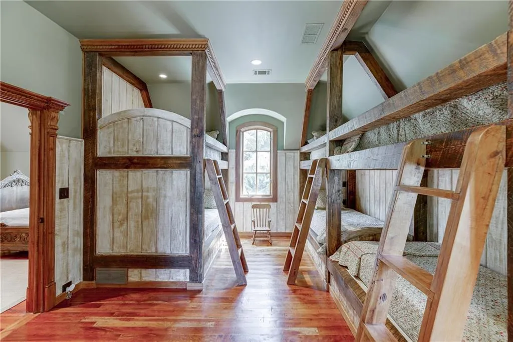 515 Chestnut Rose Lane, Sandy Springs, Georgia 30327, 6 Bedrooms Bedrooms, ,6 BathroomsBathrooms,Residential,Sold,515 Chestnut Rose Lane,6783148 515 Chestnut Rose Lane, Sandy Springs, Georgia 30327, 6 Bedrooms Bedrooms, ,6 BathroomsBathrooms,Residential,Sold,515 Chestnut Rose Lane,6783148