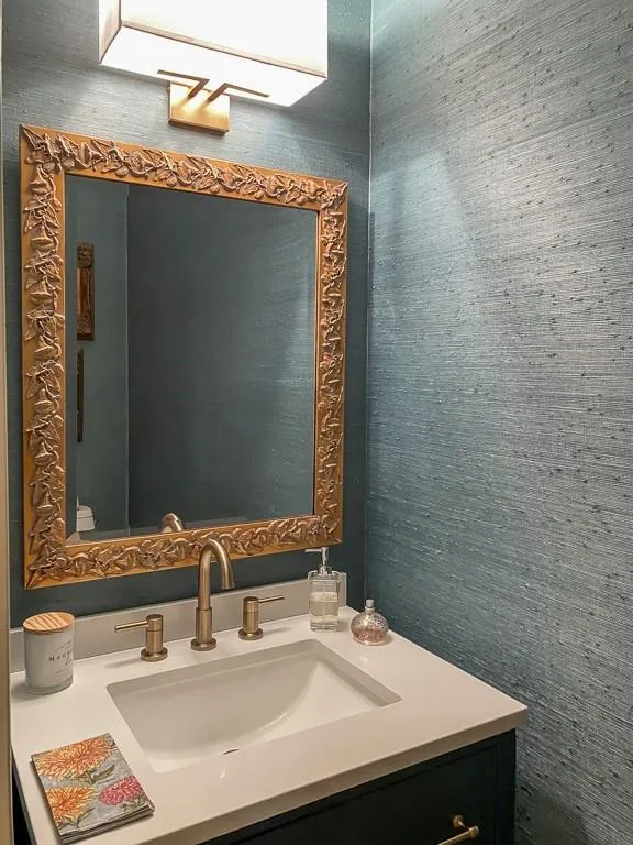 200 Grosvenor Place, Atlanta, Georgia 30328, 4 Bedrooms Bedrooms, ,3 BathroomsBathrooms,Residential,Sold,200 Grosvenor Place,6906054