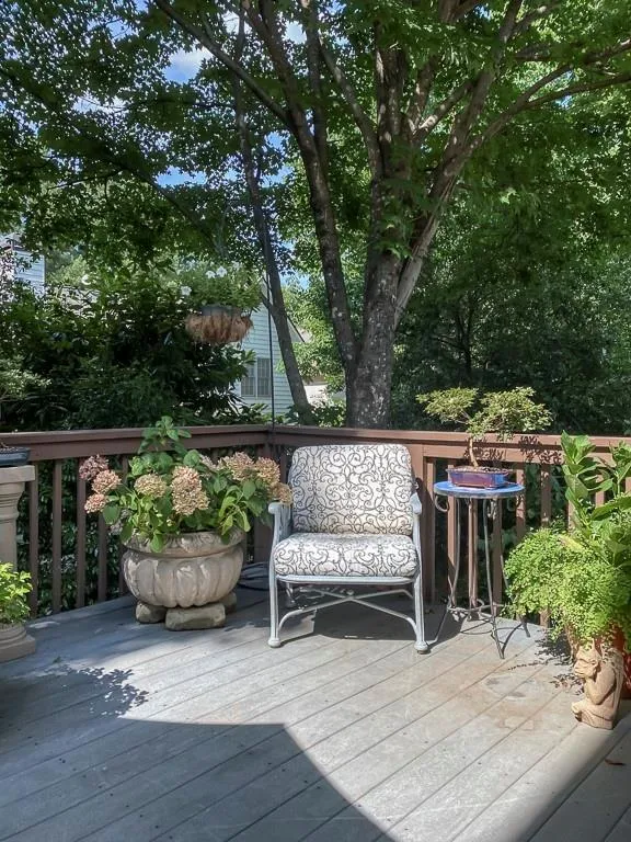 200 Grosvenor Place, Atlanta, Georgia 30328, 4 Bedrooms Bedrooms, ,3 BathroomsBathrooms,Residential,Sold,200 Grosvenor Place,6906054