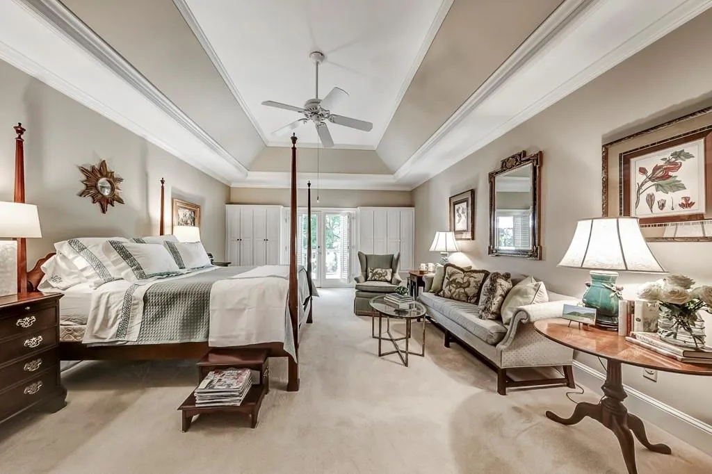 200 Grosvenor Place, Atlanta, Georgia 30328, 4 Bedrooms Bedrooms, ,3 BathroomsBathrooms,Residential,Sold,200 Grosvenor Place,6906054