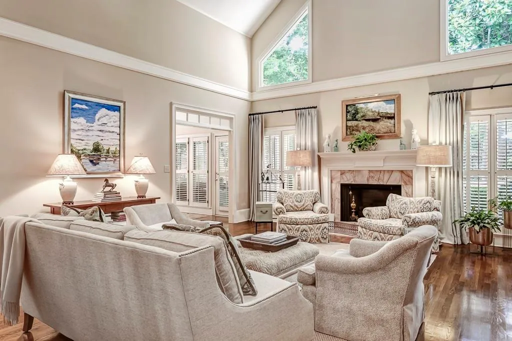 200 Grosvenor Place, Atlanta, Georgia 30328, 4 Bedrooms Bedrooms, ,3 BathroomsBathrooms,Residential,Sold,200 Grosvenor Place,6906054