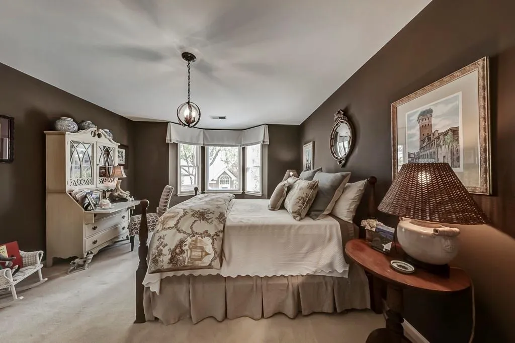 200 Grosvenor Place, Atlanta, Georgia 30328, 4 Bedrooms Bedrooms, ,3 BathroomsBathrooms,Residential,Sold,200 Grosvenor Place,6906054