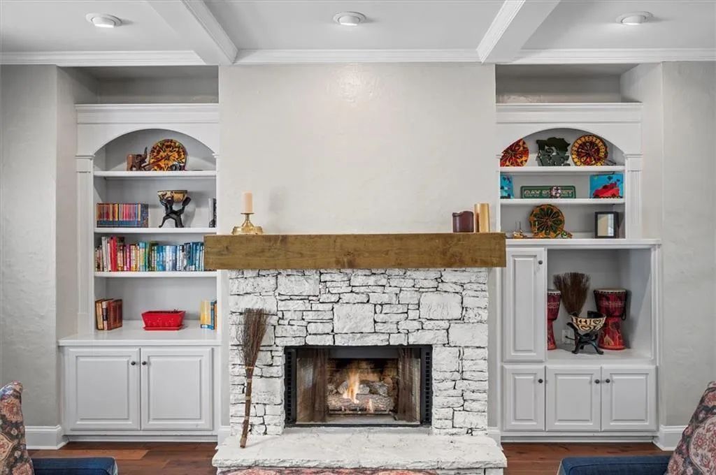 130 Belvedere Court, Atlanta, Georgia 30350, 5 Bedrooms Bedrooms, ,4 BathroomsBathrooms,Residential,For Sale,130 Belvedere Court,7686988