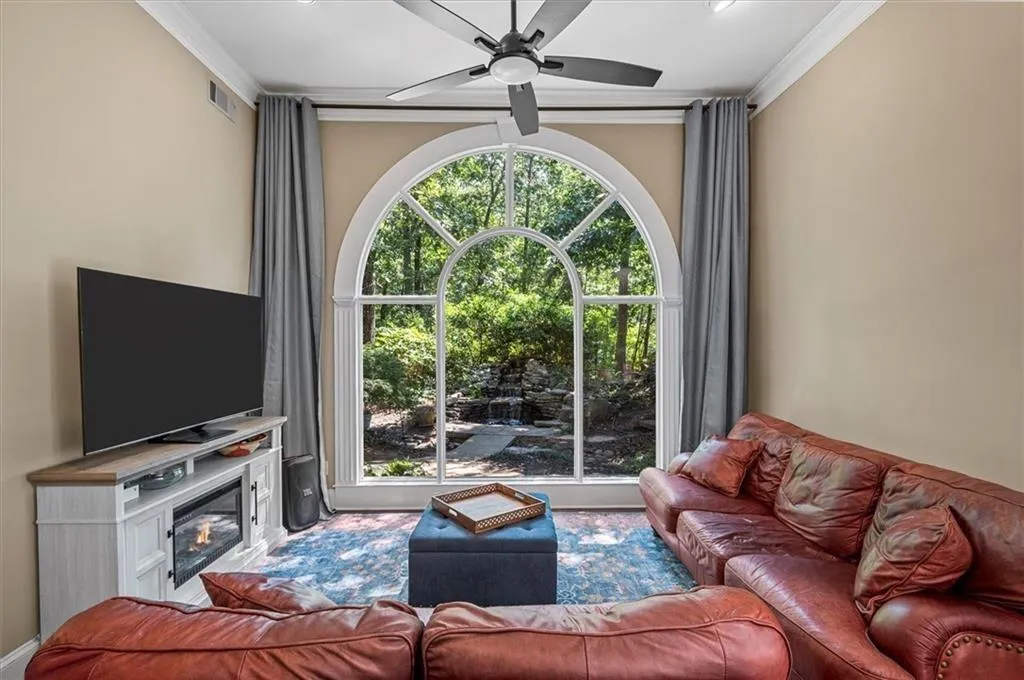 130 Belvedere Court, Atlanta, Georgia 30350, 5 Bedrooms Bedrooms, ,4 BathroomsBathrooms,Residential,For Sale,130 Belvedere Court,7686988