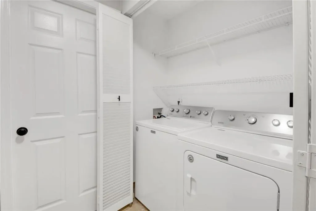 3655 Habersham Road Ne Unit B141, Atlanta, Georgia 30305, 1 Bedroom Bedrooms, 0 ,1 BathroomBathrooms,Residential,For Sale,3655 Habersham Road Ne Unit B141,7783519