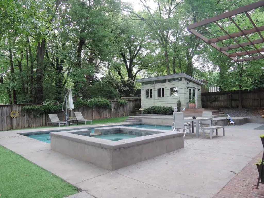 3 Spring Circle Nw, Atlanta, Georgia 30318, 4 Bedrooms Bedrooms, ,3 BathroomsBathrooms,Residential,Sold,3 Spring Circle Nw,5679248