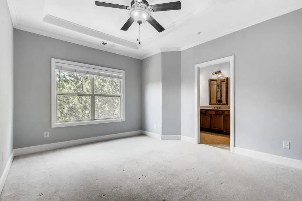 927 Boudreau Court, Atlanta, Georgia 30328, 2 Bedrooms Bedrooms, ,3 BathroomsBathrooms,Residential,Sold,927 Boudreau Court,6554998