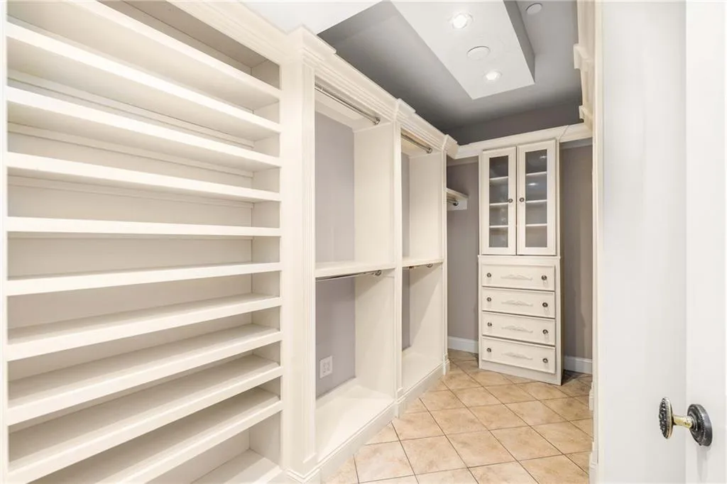 4853 Stonehall Place Unit 3, Atlanta, Georgia 30339, 4 Bedrooms Bedrooms, ,3 BathroomsBathrooms,Residential,For Sale,4853 Stonehall Place Unit 3,7640377