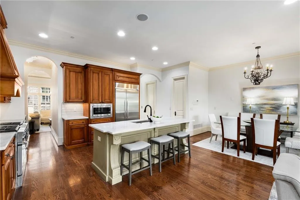 4853 Stonehall Place Unit 3, Atlanta, Georgia 30339, 4 Bedrooms Bedrooms, ,3 BathroomsBathrooms,Residential,For Sale,4853 Stonehall Place Unit 3,7640377