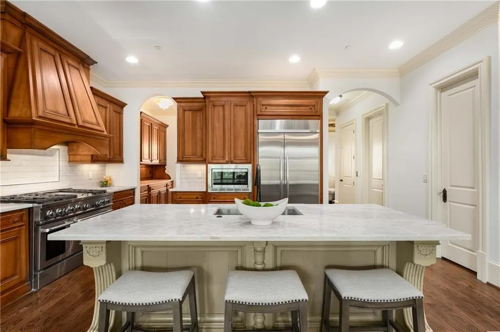 4853 Stonehall Place Unit 3, Atlanta, Georgia 30339, 4 Bedrooms Bedrooms, ,3 BathroomsBathrooms,Residential,For Sale,4853 Stonehall Place Unit 3,7640377
