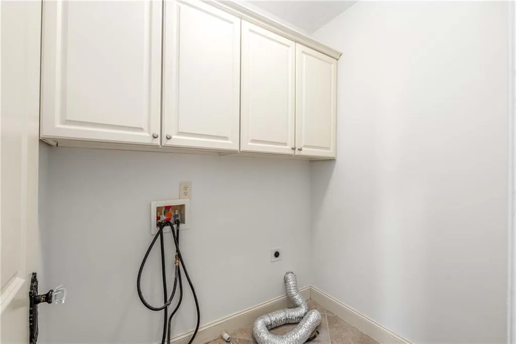 4853 Stonehall Place Unit 3, Atlanta, Georgia 30339, 4 Bedrooms Bedrooms, ,3 BathroomsBathrooms,Residential,For Sale,4853 Stonehall Place Unit 3,7640377