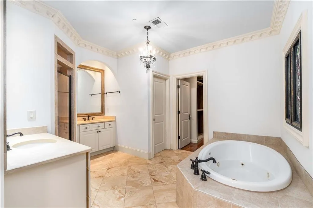4853 Stonehall Place Unit 3, Atlanta, Georgia 30339, 4 Bedrooms Bedrooms, ,3 BathroomsBathrooms,Residential,For Sale,4853 Stonehall Place Unit 3,7640377
