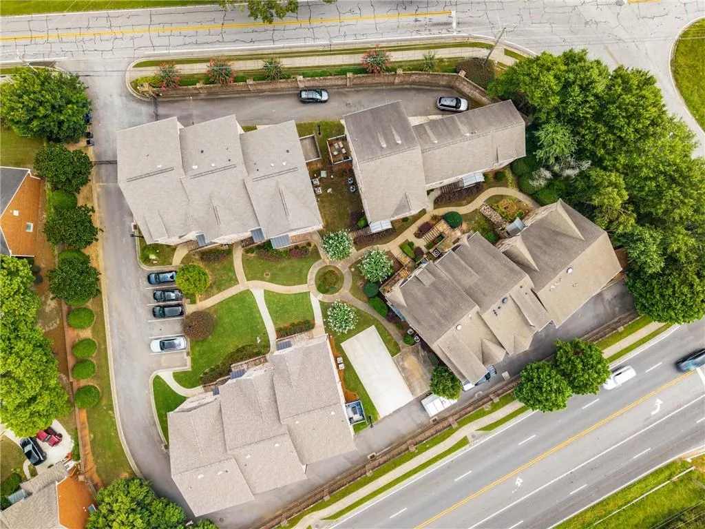 4853 Stonehall Place Unit 3, Atlanta, Georgia 30339, 4 Bedrooms Bedrooms, ,3 BathroomsBathrooms,Residential,For Sale,4853 Stonehall Place Unit 3,7640377
