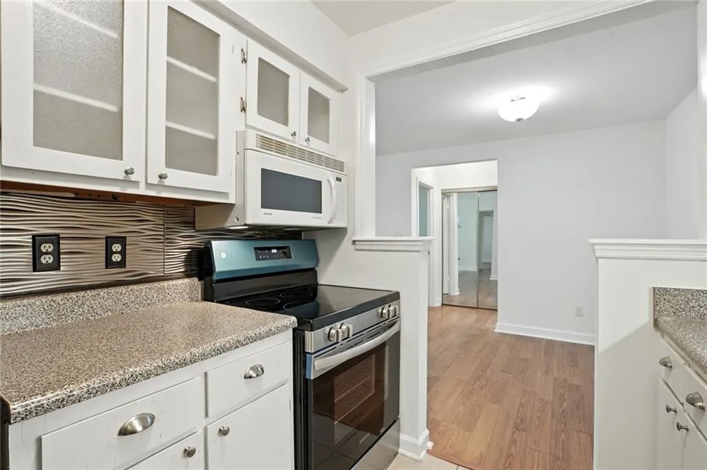 1512 Wingate Way, Atlanta, Georgia 30350, 2 Bedrooms Bedrooms, ,2 BathroomsBathrooms,Residential,For Sale,1512 Wingate Way,7644122