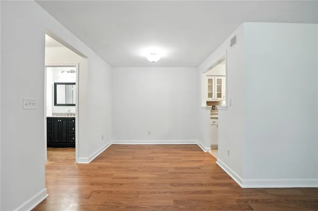 1512 Wingate Way, Atlanta, Georgia 30350, 2 Bedrooms Bedrooms, ,2 BathroomsBathrooms,Residential,For Sale,1512 Wingate Way,7644122