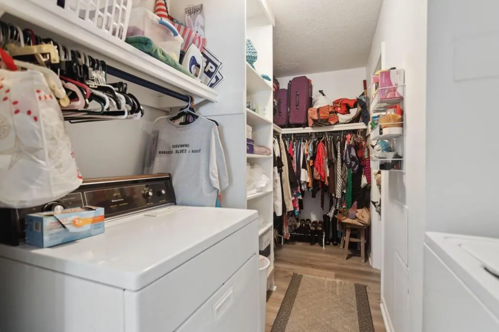 6851 Roswell Road Unit G-5, Sandy Springs, Georgia 30328, 1 Bedroom Bedrooms, ,1 BathroomBathrooms,Residential,Sold,6851 Roswell Road Unit G-5,7229726