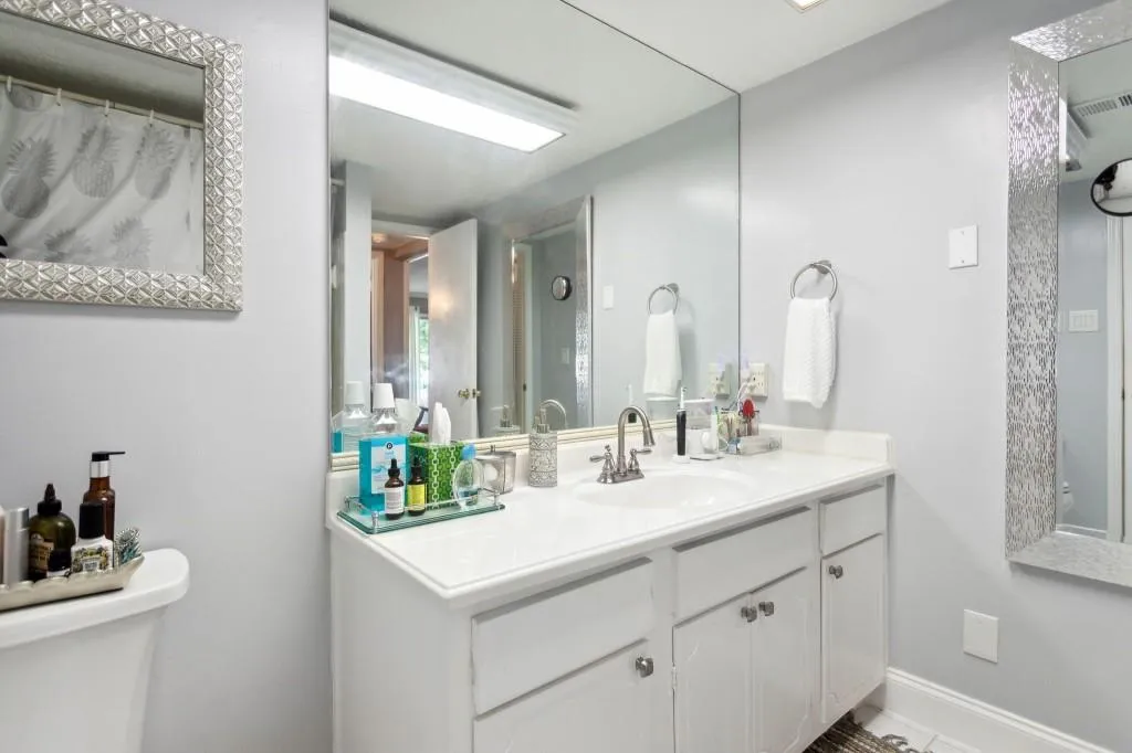 6851 Roswell Road Unit G-5, Sandy Springs, Georgia 30328, 1 Bedroom Bedrooms, ,1 BathroomBathrooms,Residential,Sold,6851 Roswell Road Unit G-5,7229726