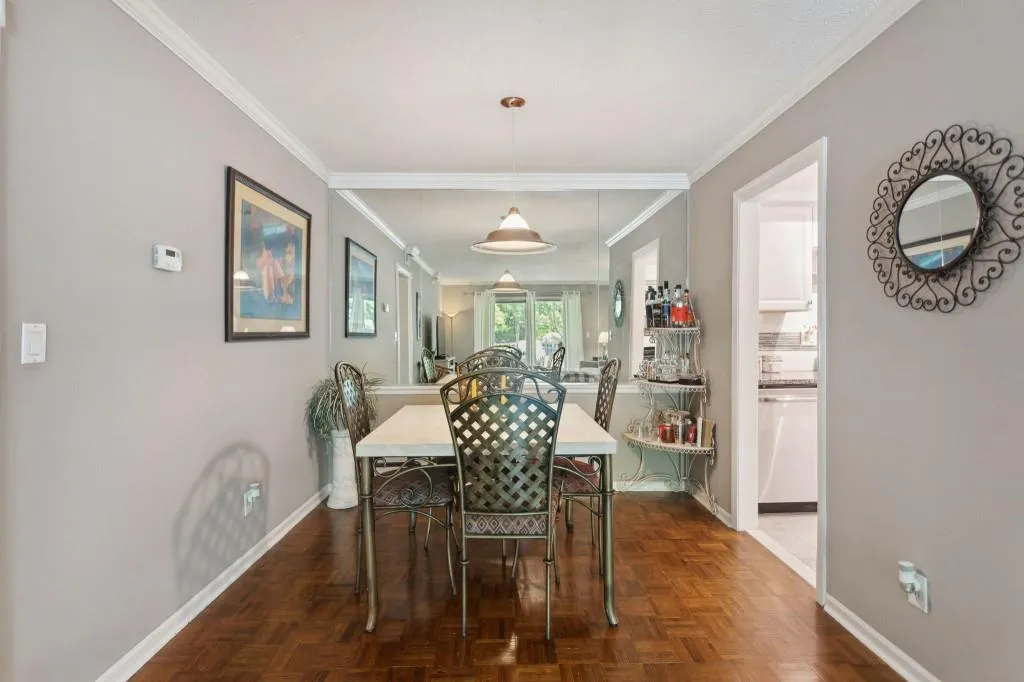 6851 Roswell Road Unit G-5, Sandy Springs, Georgia 30328, 1 Bedroom Bedrooms, ,1 BathroomBathrooms,Residential,Sold,6851 Roswell Road Unit G-5,7229726