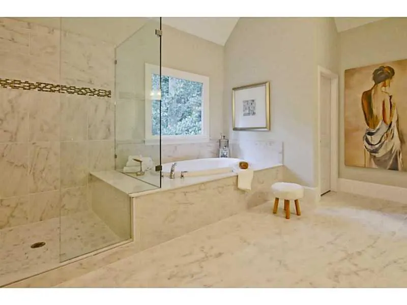 435 Windsor Parkway Ne, Atlanta, Georgia 30342, 5 Bedrooms Bedrooms, ,4 BathroomsBathrooms,Residential,Sold,435 Windsor Parkway Ne,5384959