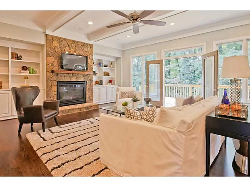 435 Windsor Parkway Ne, Atlanta, Georgia 30342, 5 Bedrooms Bedrooms, ,4 BathroomsBathrooms,Residential,Sold,435 Windsor Parkway Ne,5384959