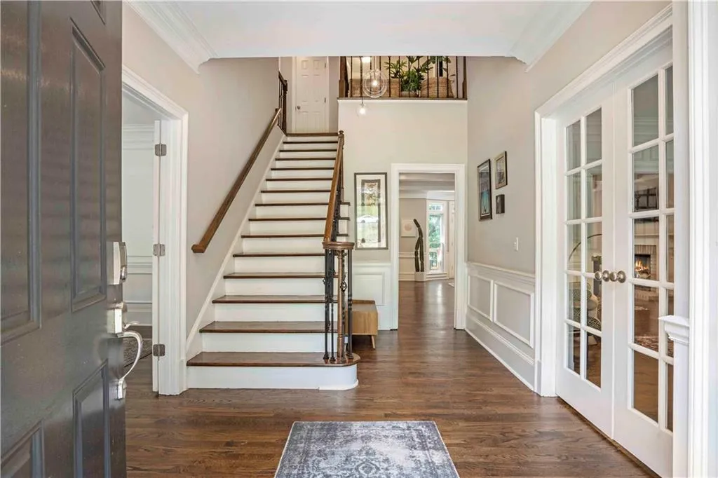 430 Waterridge Court, Sandy Springs, Georgia 30350, 4 Bedrooms Bedrooms, ,4 BathroomsBathrooms,Residential,Sold,430 Waterridge Court,6931860