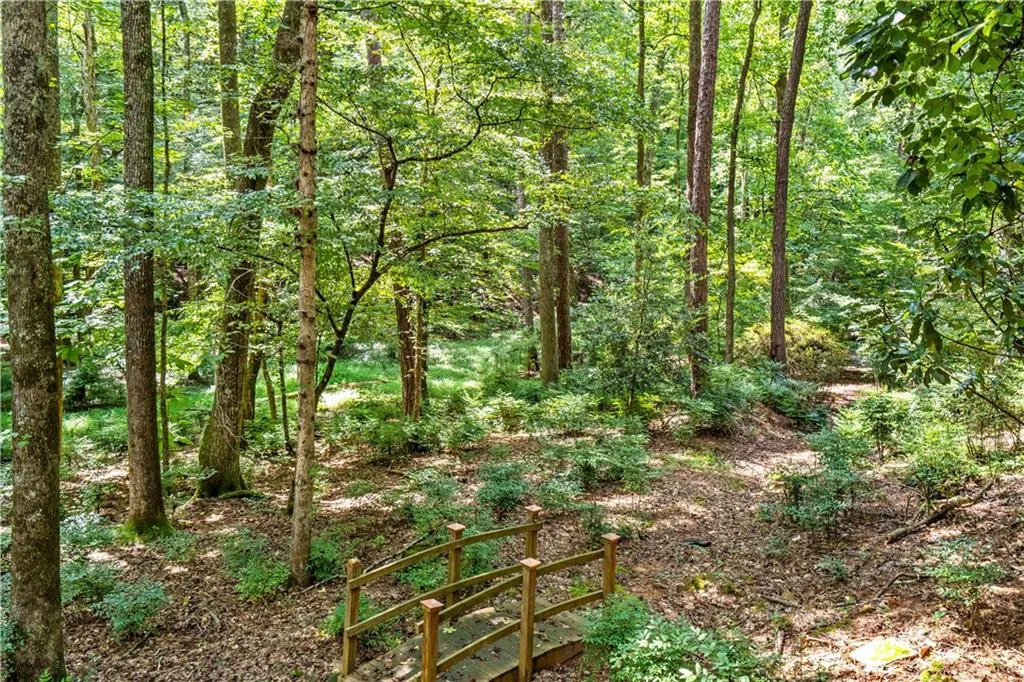 430 Waterridge Court, Sandy Springs, Georgia 30350, 4 Bedrooms Bedrooms, ,4 BathroomsBathrooms,Residential,Sold,430 Waterridge Court,6931860