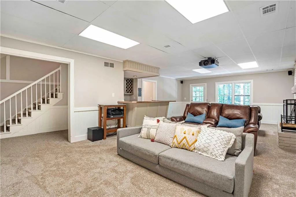 430 Waterridge Court, Sandy Springs, Georgia 30350, 4 Bedrooms Bedrooms, ,4 BathroomsBathrooms,Residential,Sold,430 Waterridge Court,6931860