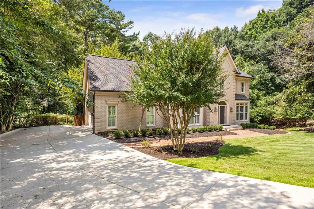 430 Waterridge Court, Sandy Springs, Georgia 30350, 4 Bedrooms Bedrooms, ,4 BathroomsBathrooms,Residential,Sold,430 Waterridge Court,6931860