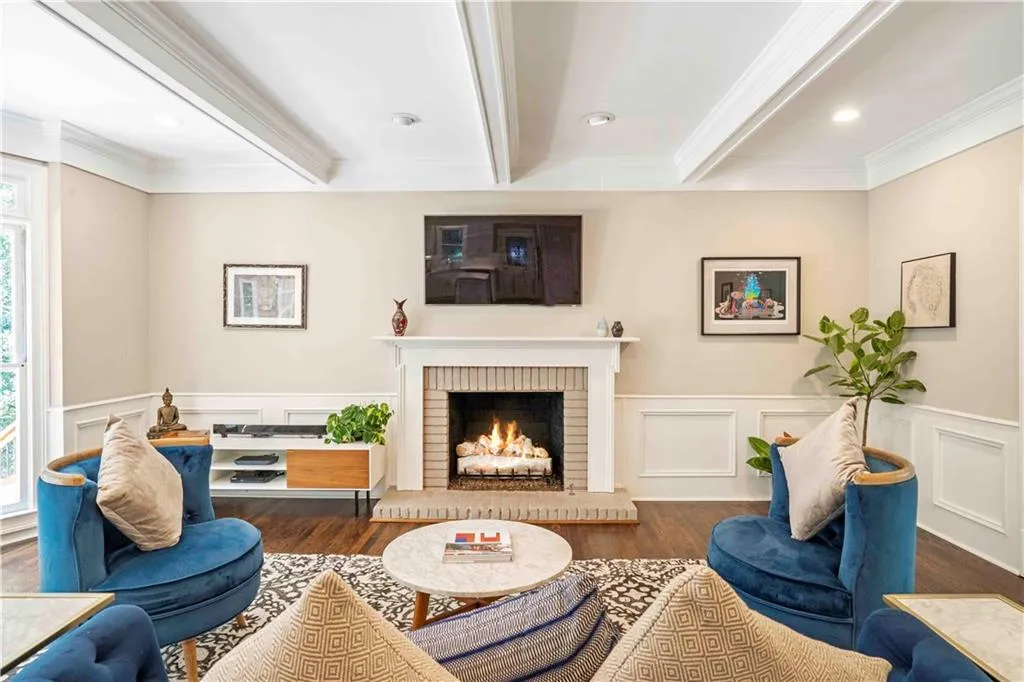 430 Waterridge Court, Sandy Springs, Georgia 30350, 4 Bedrooms Bedrooms, ,4 BathroomsBathrooms,Residential,Sold,430 Waterridge Court,6931860