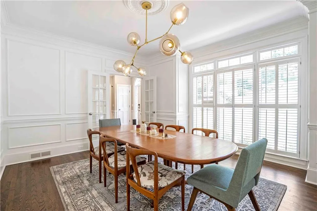 430 Waterridge Court, Sandy Springs, Georgia 30350, 4 Bedrooms Bedrooms, ,4 BathroomsBathrooms,Residential,Sold,430 Waterridge Court,6931860