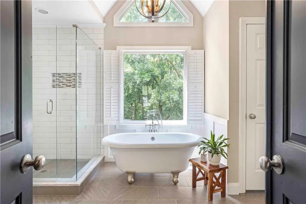 430 Waterridge Court, Sandy Springs, Georgia 30350, 4 Bedrooms Bedrooms, ,4 BathroomsBathrooms,Residential,Sold,430 Waterridge Court,6931860