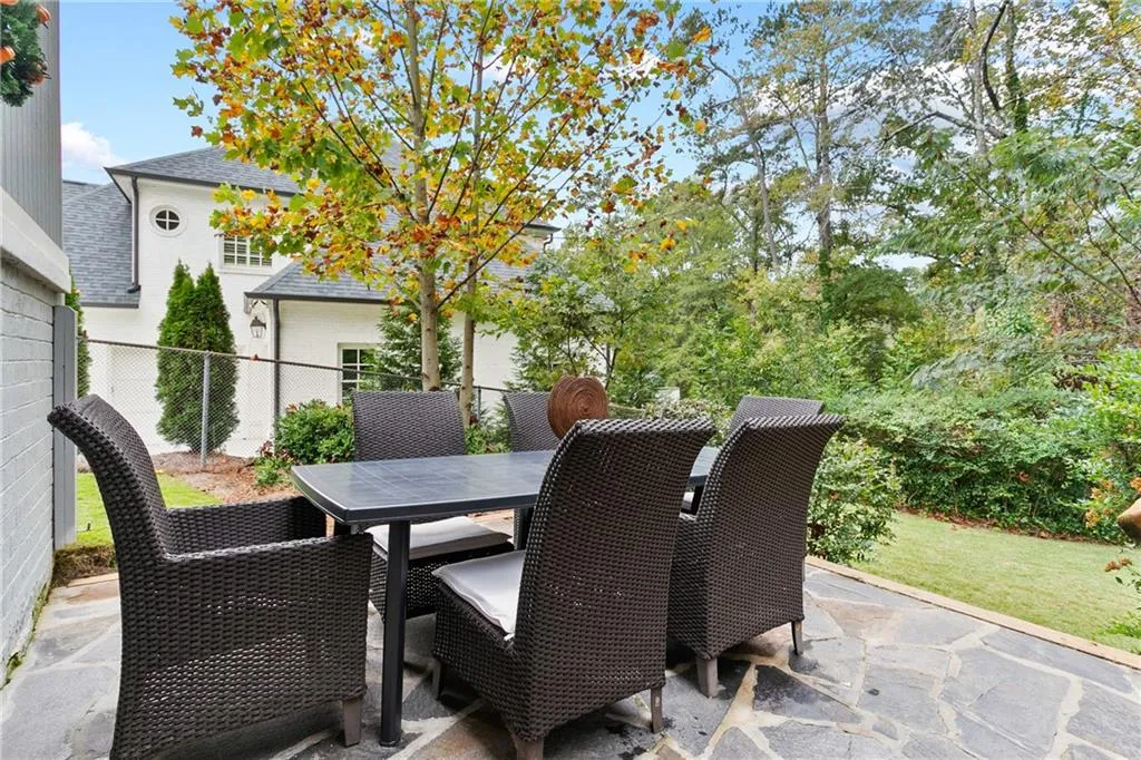 5890 Kayron Drive, Atlanta, Georgia 30328, 4 Bedrooms Bedrooms, ,3 BathroomsBathrooms,Residential,Sold,5890 Kayron Drive,6828584