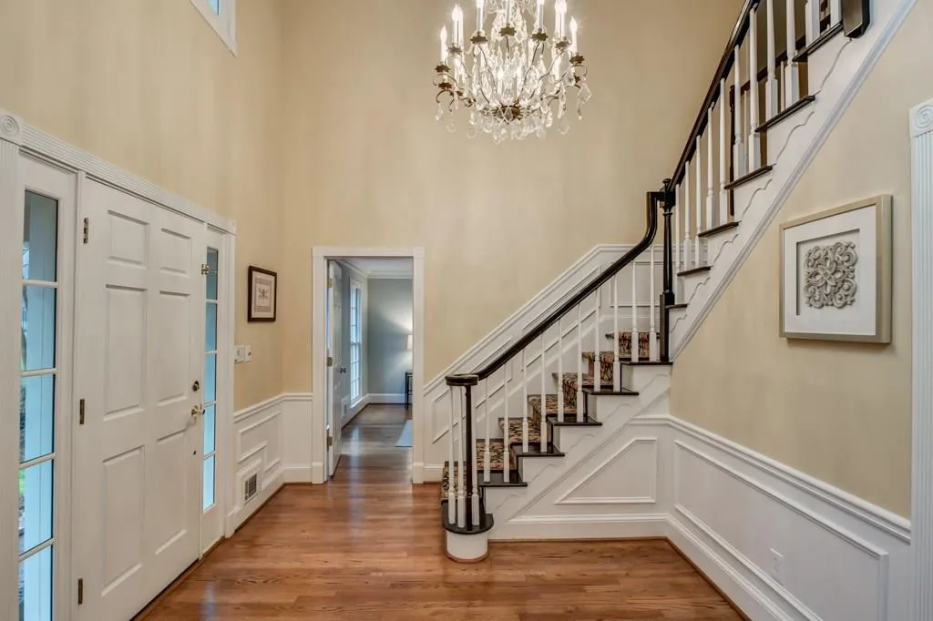 8050 Habersham Waters Road, Sandy Springs, Georgia 30350, 5 Bedrooms Bedrooms, ,4 BathroomsBathrooms,Residential,Sold,8050 Habersham Waters Road,5970635