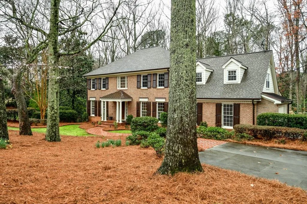 8050 Habersham Waters Road, Sandy Springs, Georgia 30350, 5 Bedrooms Bedrooms, ,4 BathroomsBathrooms,Residential,Sold,8050 Habersham Waters Road,5970635