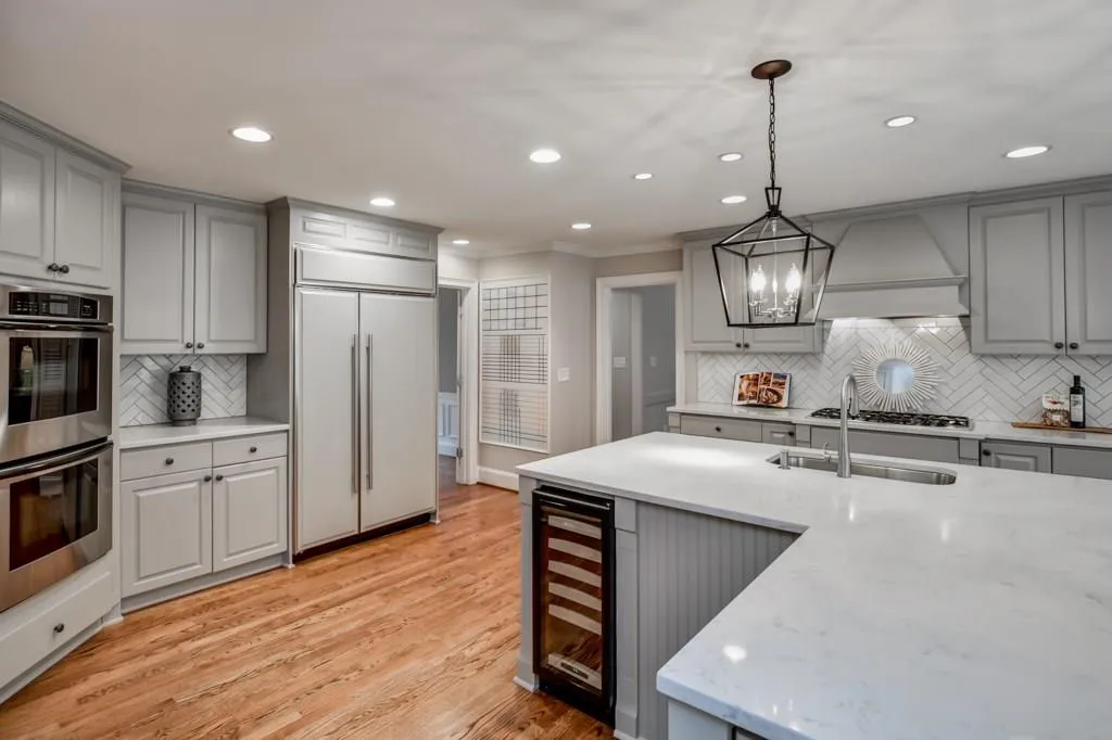 8050 Habersham Waters Road, Sandy Springs, Georgia 30350, 5 Bedrooms Bedrooms, ,4 BathroomsBathrooms,Residential,Sold,8050 Habersham Waters Road,5970635