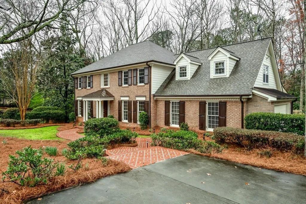 8050 Habersham Waters Road, Sandy Springs, Georgia 30350, 5 Bedrooms Bedrooms, ,4 BathroomsBathrooms,Residential,Sold,8050 Habersham Waters Road,5970635