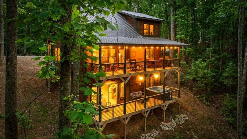 391 Little Bushy Head Road, Blue Ridge, Georgia 30513