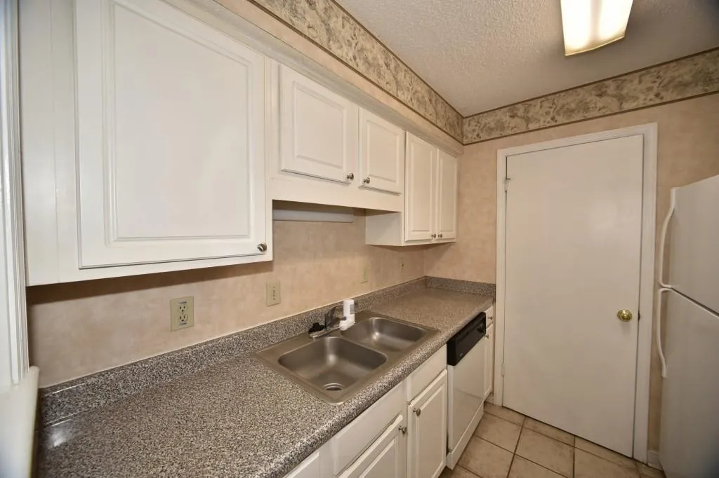 1413 Wingate Way Unit 1413, Sandy Springs, Georgia 30350, 2 Bedrooms Bedrooms, ,2 BathroomsBathrooms,Residential,Sold,1413 Wingate Way Unit 1413,5781169