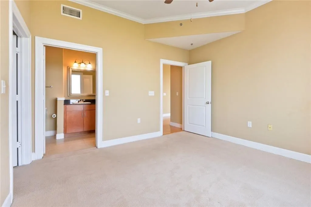 3445 Stratford Road Ne Unit 2703, Atlanta, Georgia 30326, 1 Bedroom Bedrooms, ,1 BathroomBathrooms,Residential,For Sale,3445 Stratford Road Ne Unit 2703,7592546