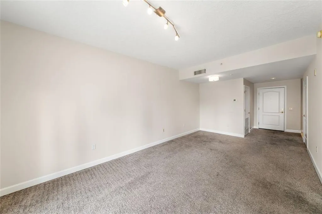 195 Ne 14th St Unit 1404, Atlanta, Georgia 30309, 1 Bedroom Bedrooms, ,1 BathroomBathrooms,Residential,For Sale,195 Ne 14th St Unit 1404,7626618